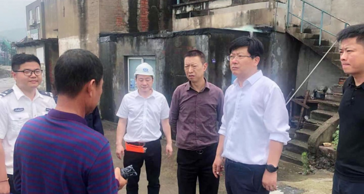 宁波翔云海事服务有限公司开展渔船安全检查筑安全生产防线